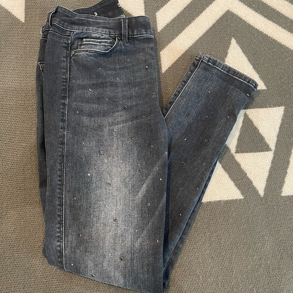 WHBM Skinny Ankle grey studded jeans